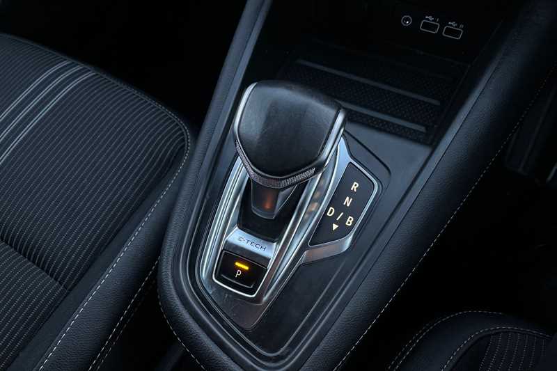 Used Renault Captur 2023 for sale - 76610028: Photo 41