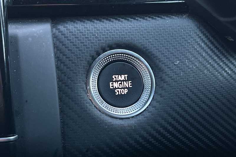 Used Renault Captur 2023 for sale - 76610028: Photo 48