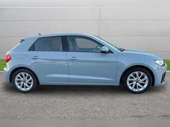 Used Audi A1 2022 for sale - 76610022: Photo