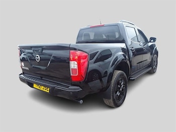 Used Nissan Navara 2021 for sale - 76339003: Photo