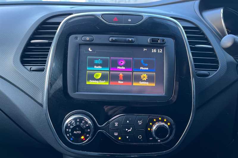 Used Renault Captur 2016 for sale - 77360721: Photo 28