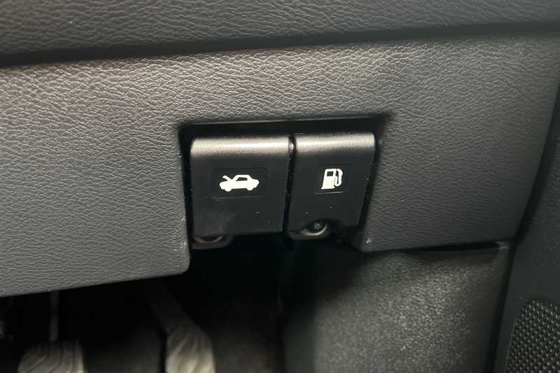 Used Nissan Micra 2019 for sale - 77972108: Photo 33