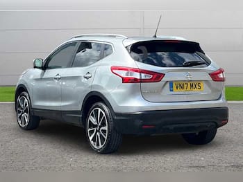 Used Nissan Qashqai 2017 for sale - 79678408: Photo