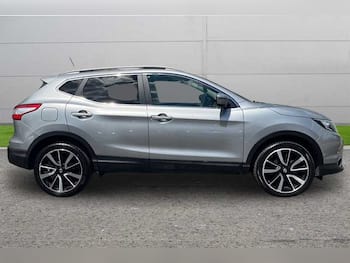 Used Nissan Qashqai 2017 for sale - 79678408: Photo