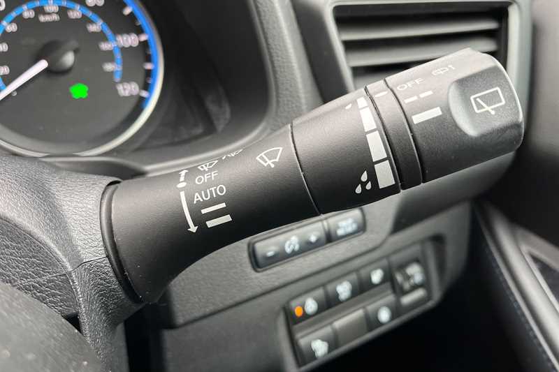 Used Nissan Leaf 2020 for sale - 76648308: Photo 35