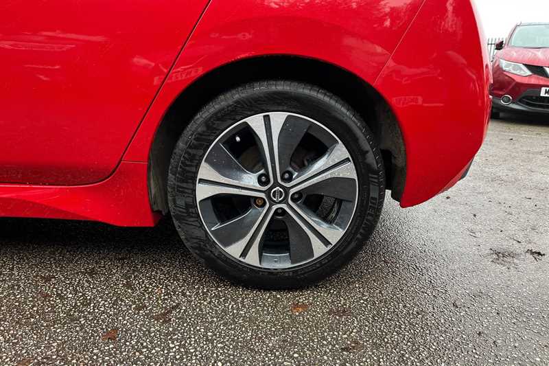 Used Nissan Leaf 2020 for sale - 76648308: Photo 6