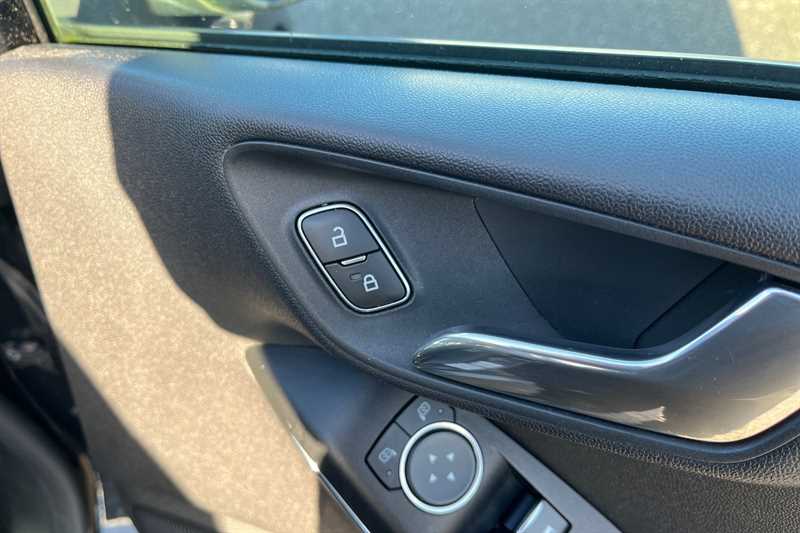 Used Ford Fiesta 2019 for sale - 76318772: Photo 30