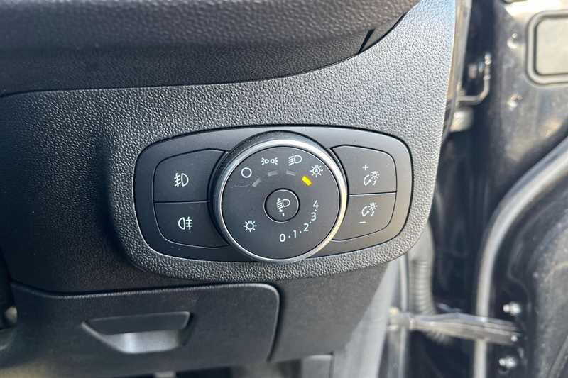 Used Ford Fiesta 2019 for sale - 76318772: Photo 32