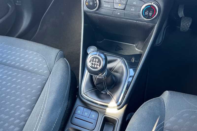 Used Ford Fiesta 2019 for sale - 76318772: Photo 40