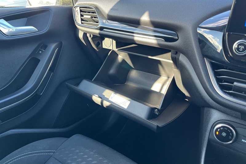 Used Ford Fiesta 2019 for sale - 76318772: Photo 44