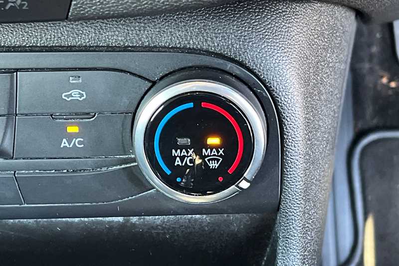 Used Ford Fiesta 2019 for sale - 76318772: Photo 48