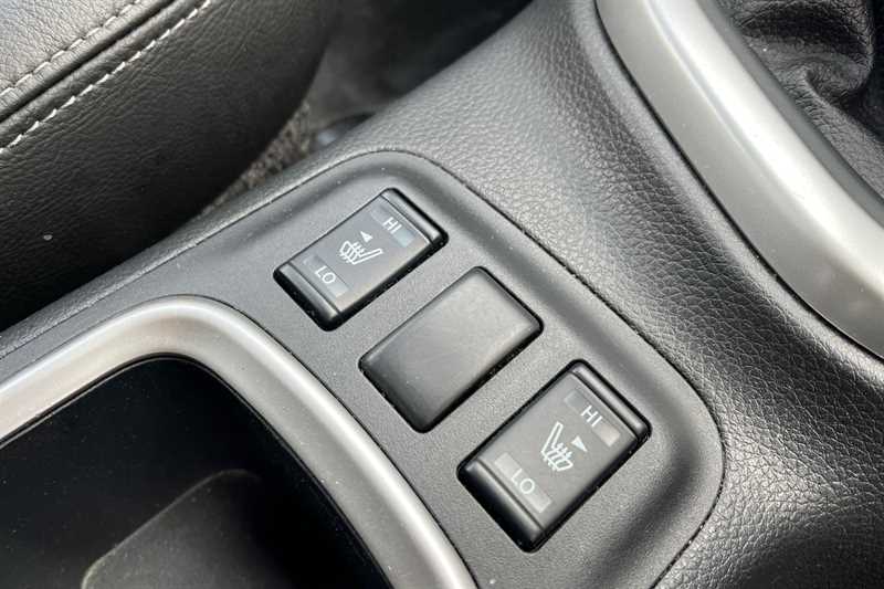 Used Nissan Navara 2021 for sale - 76610062: Photo 33