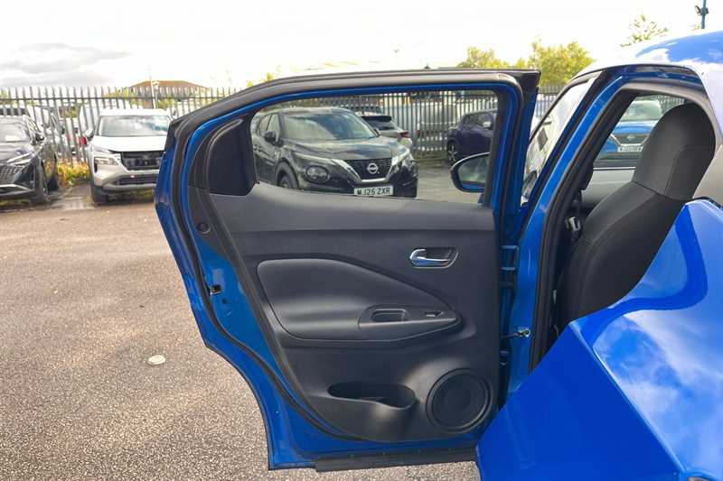 Used Nissan Juke 2023 for sale - 76168928: Photo 30