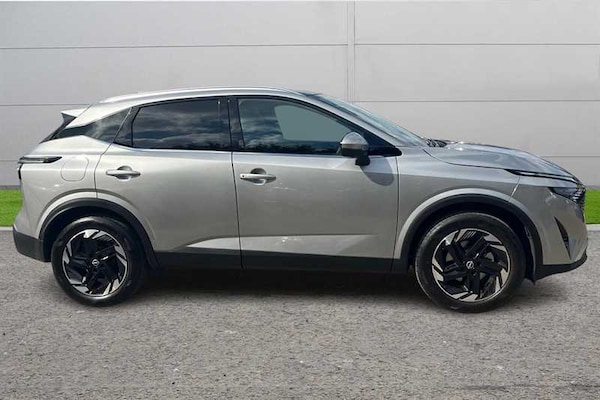 Used Nissan Qashqai 2025 for sale - 76251784: Photo 3