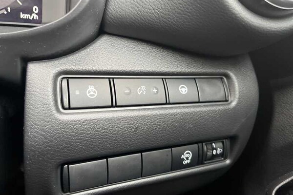 Used Nissan Juke 2024 for sale - 75259447: Photo 30