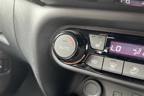 Used Nissan Juke 2024 for sale - 75259447: Photo 36
