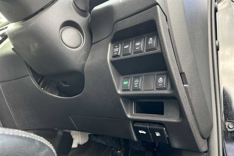 Vehicle 33