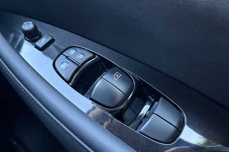 Used Nissan Leaf 2022 for sale - 76297700: Photo 18