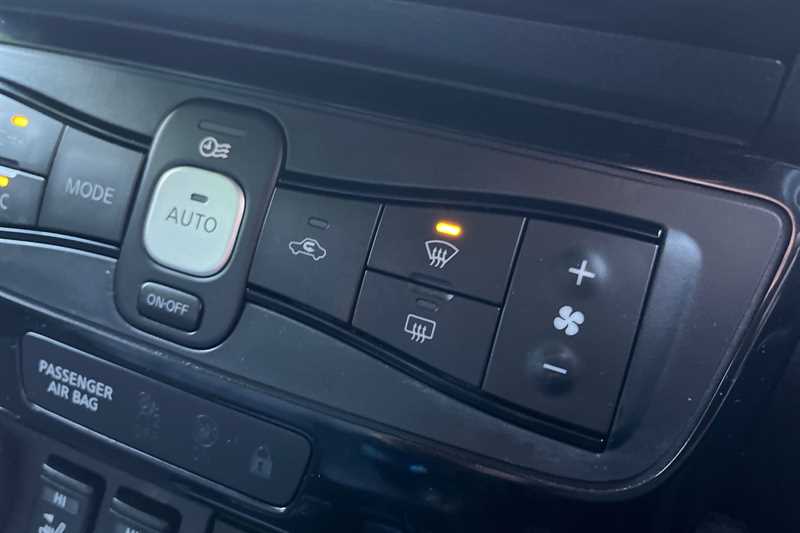 Used Nissan Leaf 2022 for sale - 76297700: Photo 34