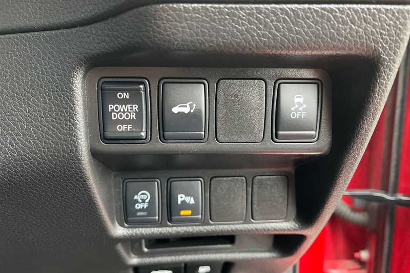 Used Nissan X-Trail 2016 for sale - 76523691: Photo 37