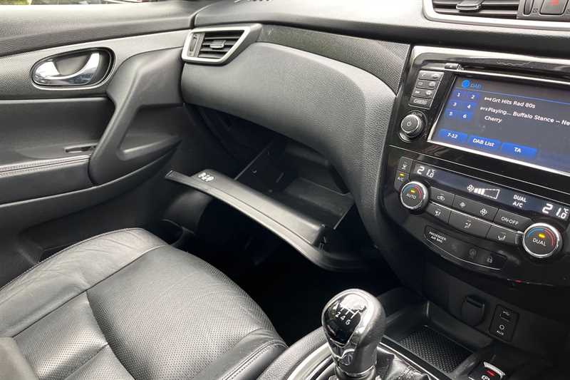 Used Nissan X-Trail 2016 for sale - 76523691: Photo 50