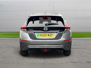 Used Nissan Leaf 2022 for sale - 76044587: Photo