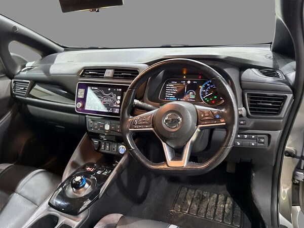 Used Nissan Leaf 2021 for sale - 76315874: Photo 5