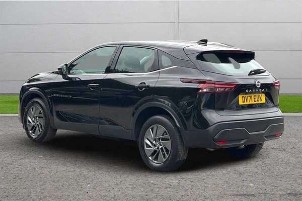 Used Nissan Qashqai 2021 for sale - 75637045: Photo 2
