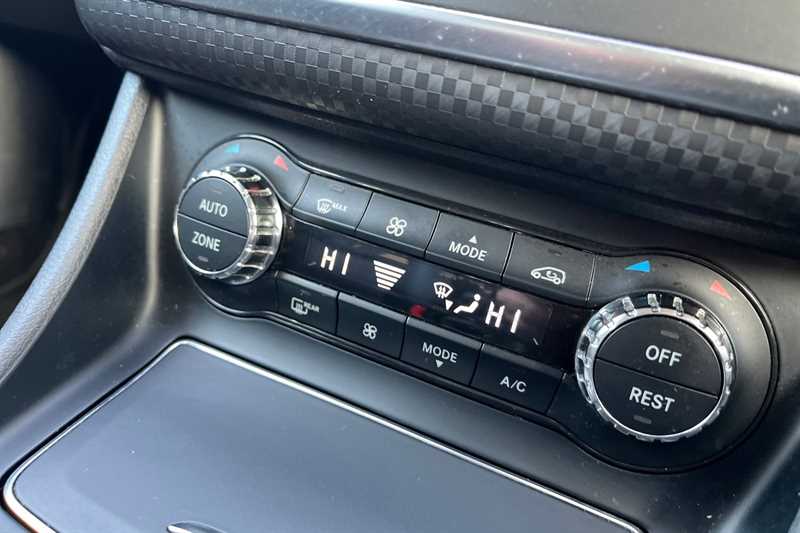 Used Mercedes-Benz A-Class 2017 for sale - 77540040: Photo 12