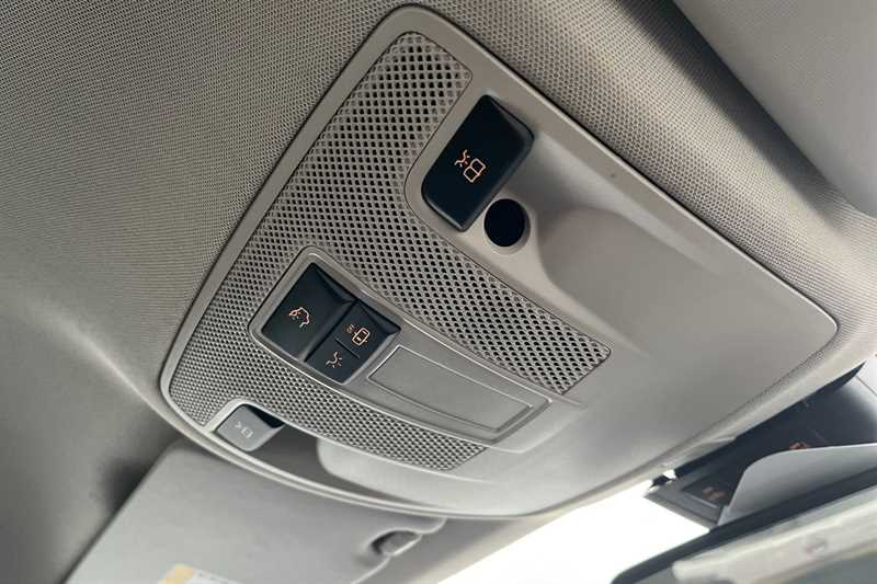 Used Mercedes-Benz A-Class 2017 for sale - 77540040: Photo 39