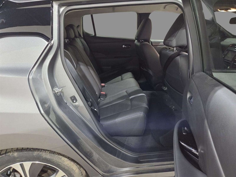 Used Nissan Leaf 2021 for sale - 77102744: Photo 4