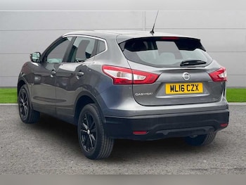 Used Nissan Qashqai 2016 for sale - 77771315: Photo