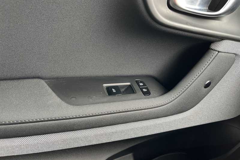 Used Polestar Polestar 2 2023 for sale - 76044577: Photo 32