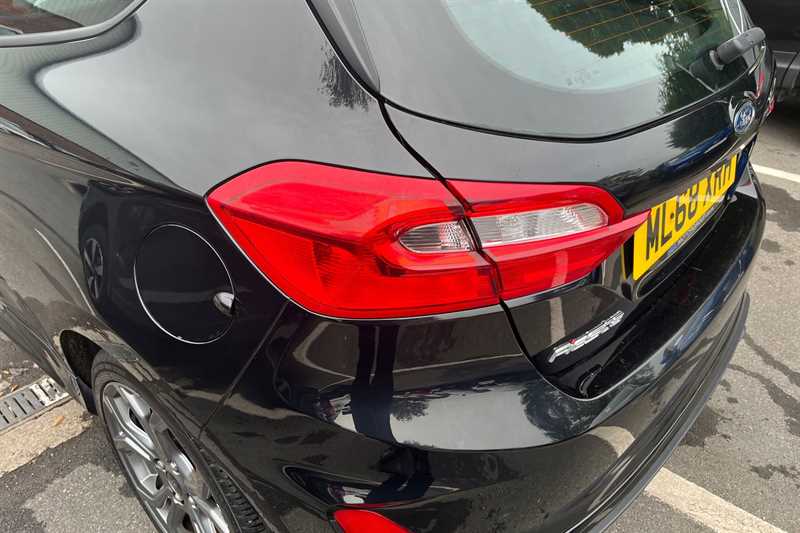 Used Ford Fiesta 2018 for sale - 76044666: Photo 24