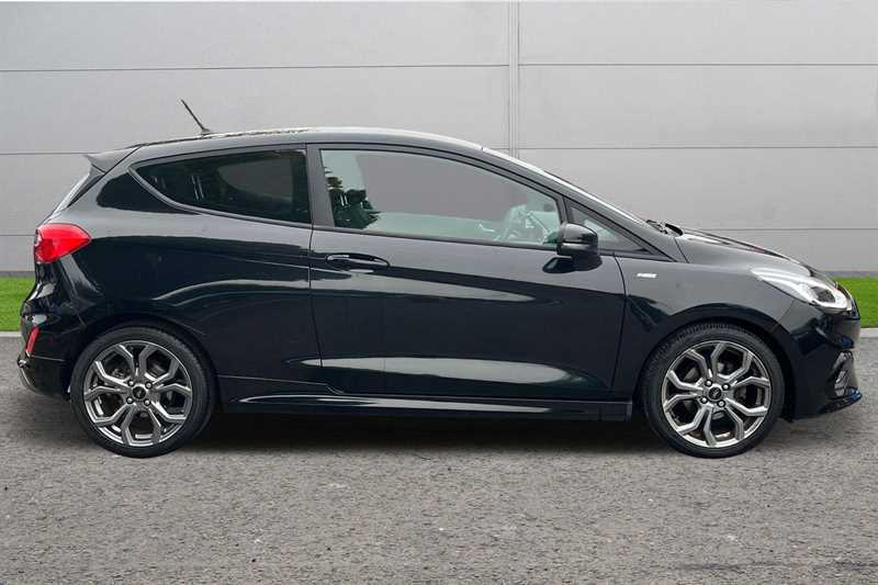 Used Ford Fiesta 2018 for sale - 76044666: Photo 3