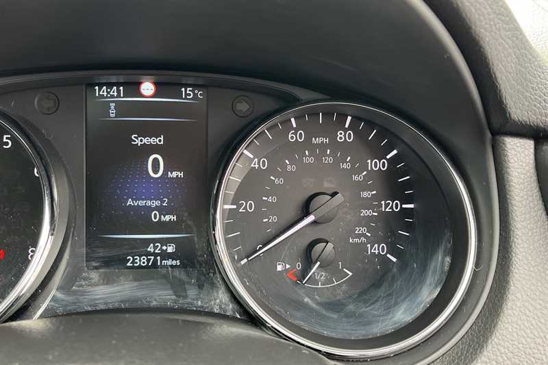 Used Nissan Qashqai 2017 for sale - 76125122: Photo 15
