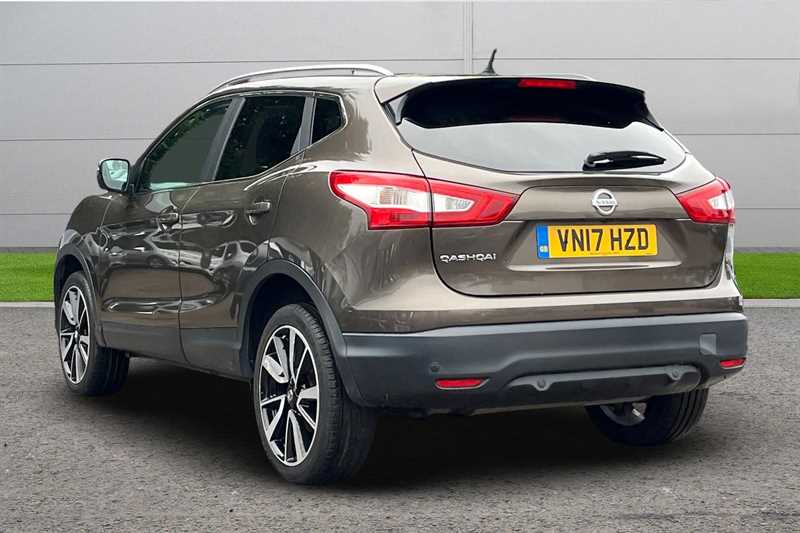 Used Nissan Qashqai 2017 for sale - 76125122: Photo 2