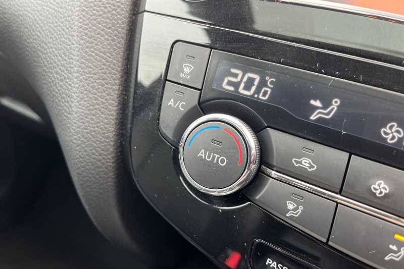 Used Nissan Qashqai 2017 for sale - 76125122: Photo 30