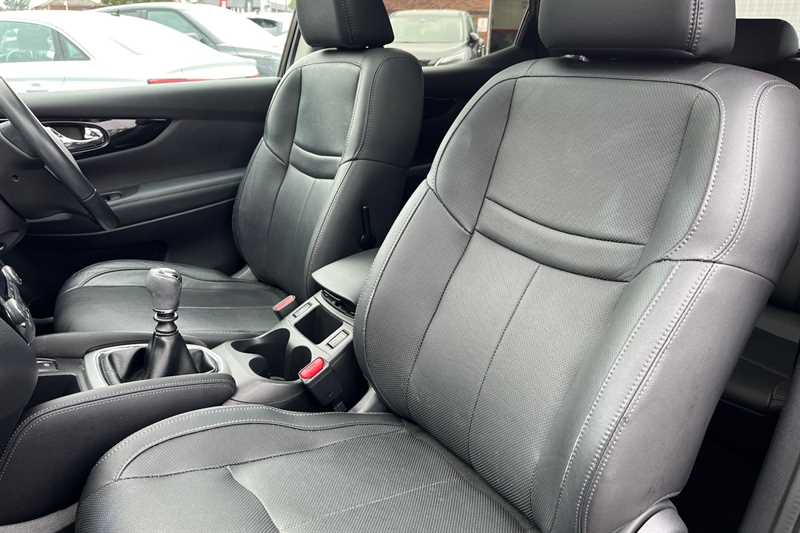 Used Nissan Qashqai 2017 for sale - 76125122: Photo 42