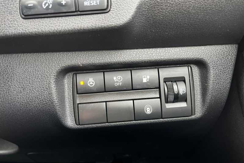 Used Nissan Leaf 2024 for sale - 77614832: Photo 30