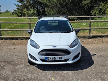 Used Ford Fiesta Van 2015 for sale - 78659824: Photo