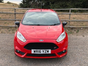 Used Ford Fiesta 2016 for sale - 79254982: Photo