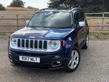 Used Jeep Renegade 2017 for sale - 79347197: Photo