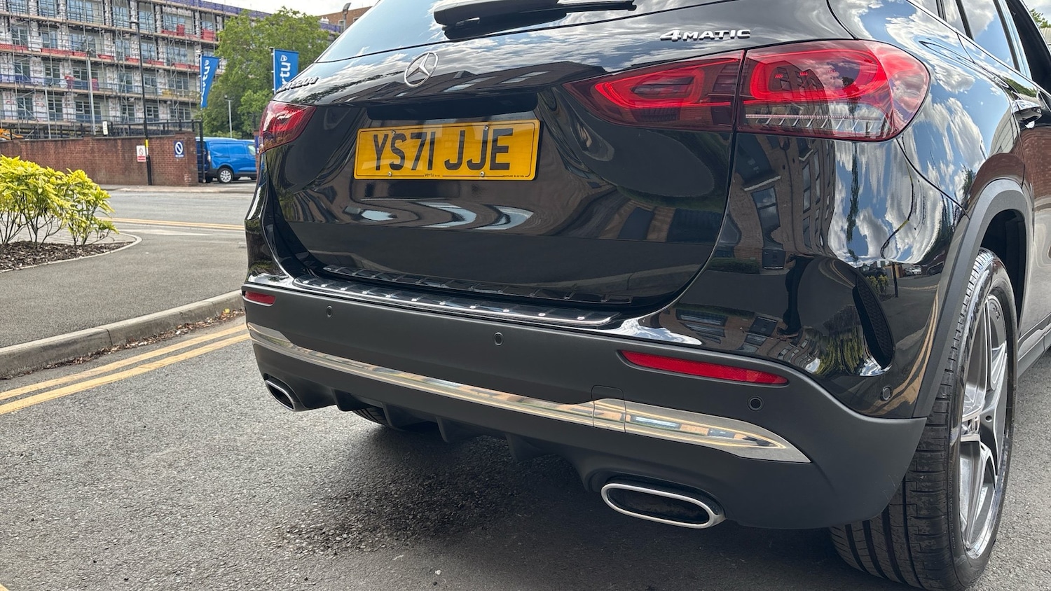 Vehicle 21