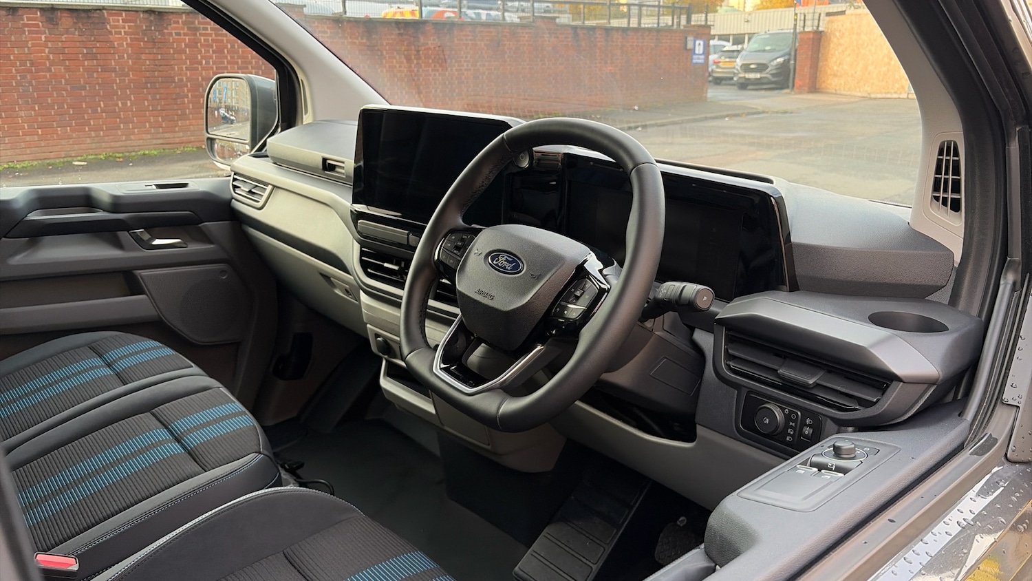 Used Ford Transit Custom 2025 for sale - 76449216: Photo 16