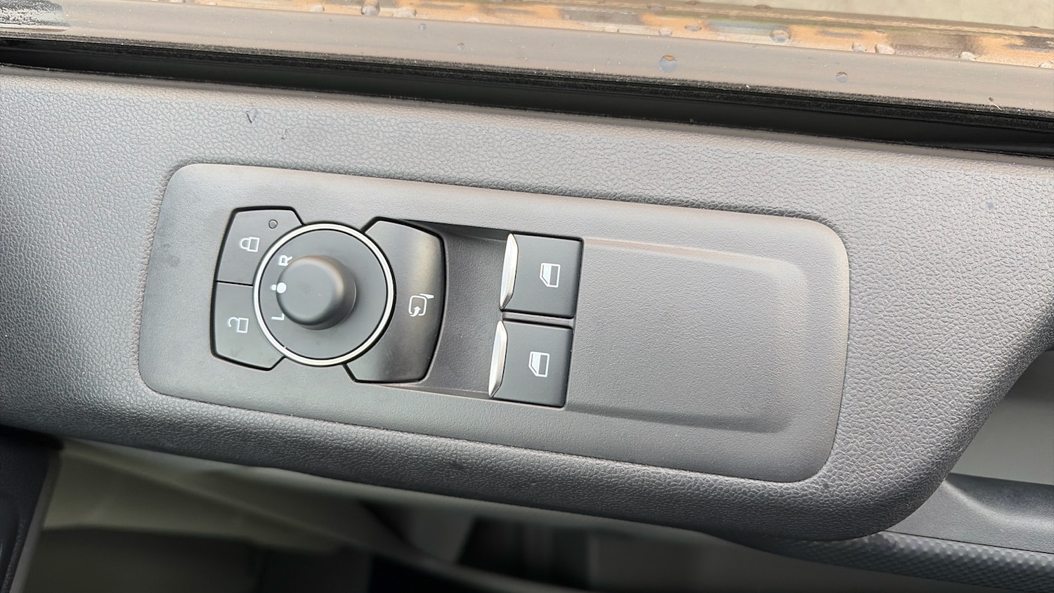 Used Ford Transit Custom 2025 for sale - 76449216: Photo 25