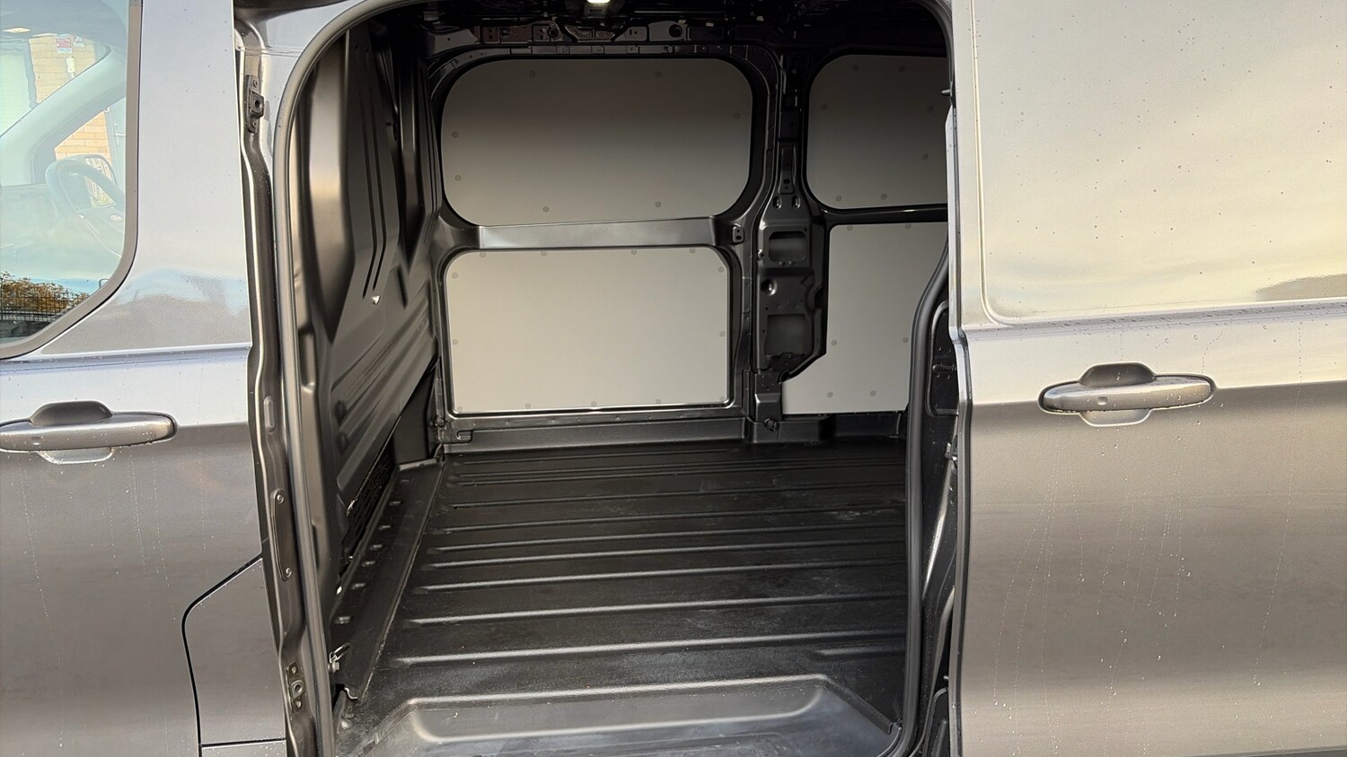 Used Ford Transit Custom 2025 for sale - 76449216: Photo 5