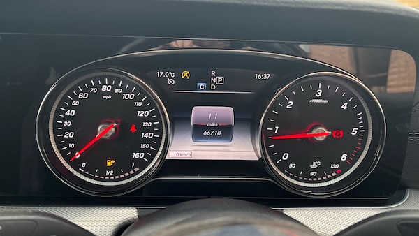 Used Mercedes-Benz E-Class 2019 for sale - 76181896: Photo 18