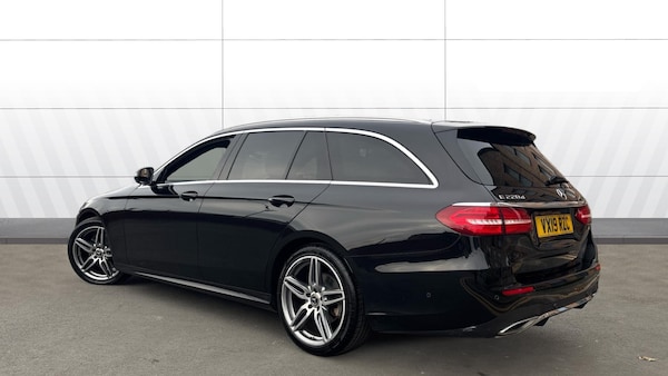 Used Mercedes-Benz E-Class 2019 for sale - 76181896: Photo 2