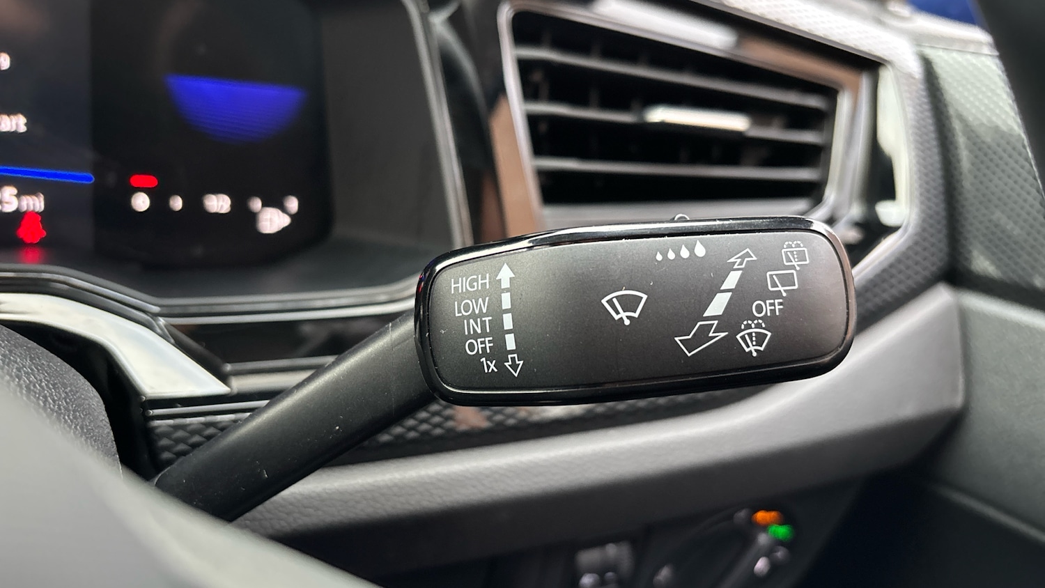 Used Volkswagen Polo 2022 for sale - 76464351: Photo 28